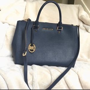 Large Michael Kors Tote